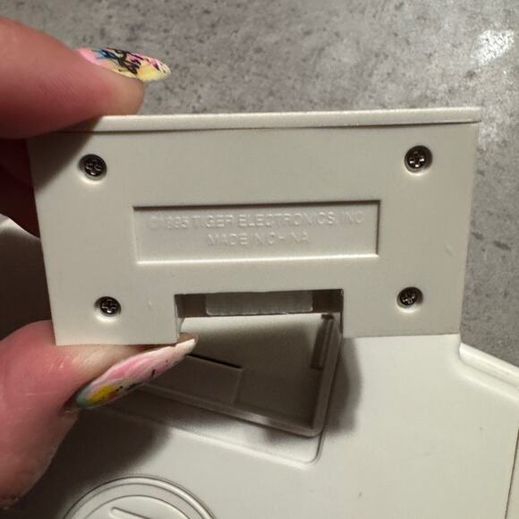 Vintage Tiger 1995 Wheel of Fortune Handheld Game - works great! - Picture 4 of 5